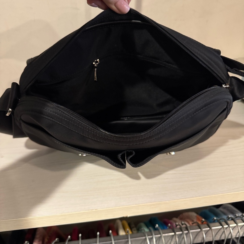 LONGCHAMP Le Pliage Black Messenger Bag - Picture 6 of 8